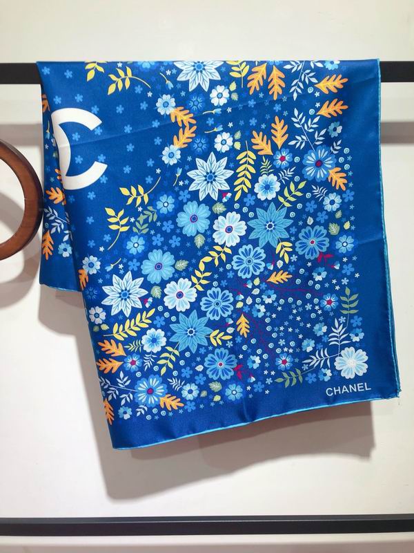 Chanel  silk scarf 90X90cm E (7)