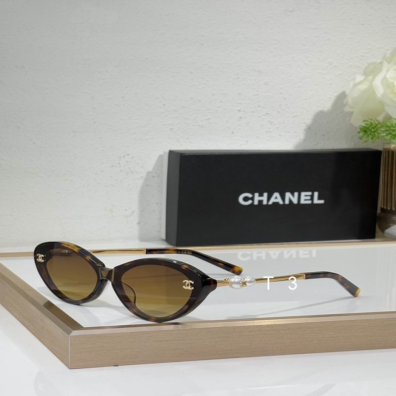 Chanel A95101 56 18-145 c06