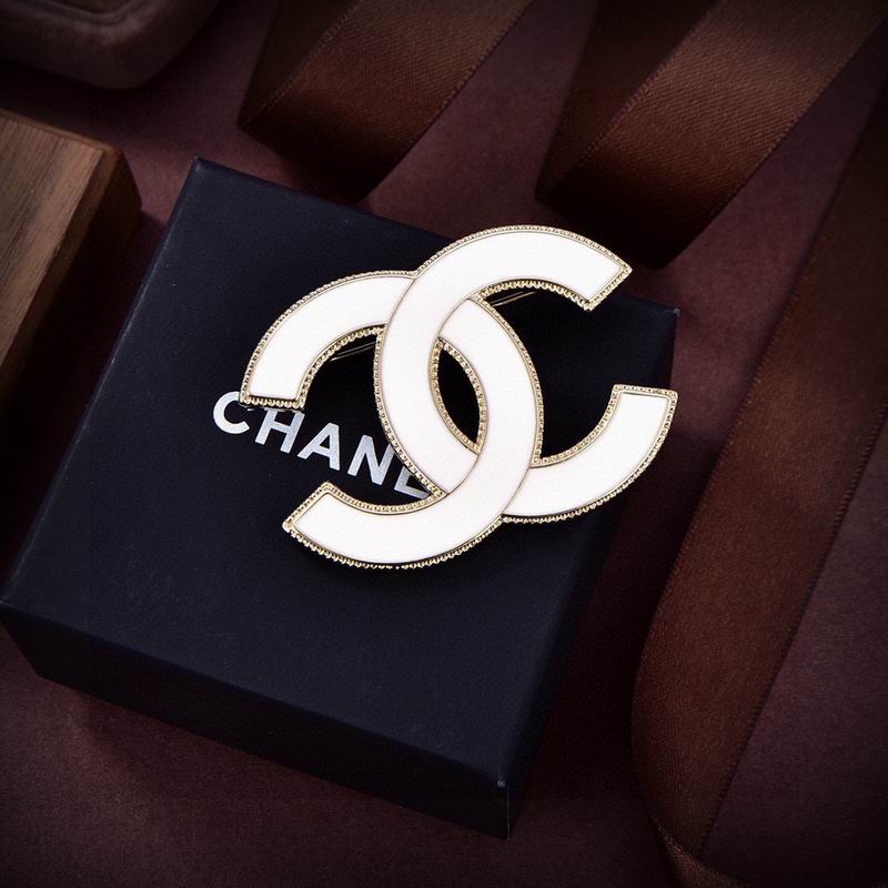 Chanel Brooch 05yxh01 (3)