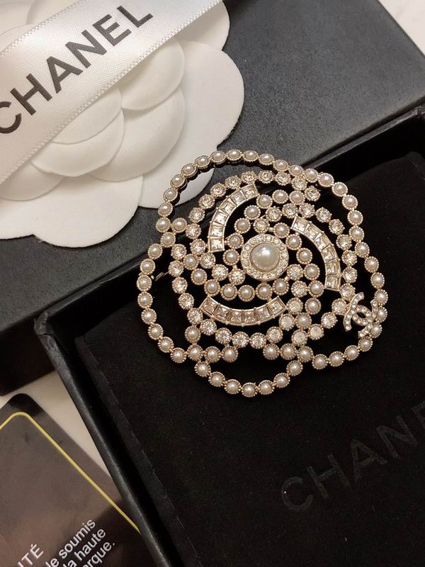Chanel Brooch 05yxh02 (2)