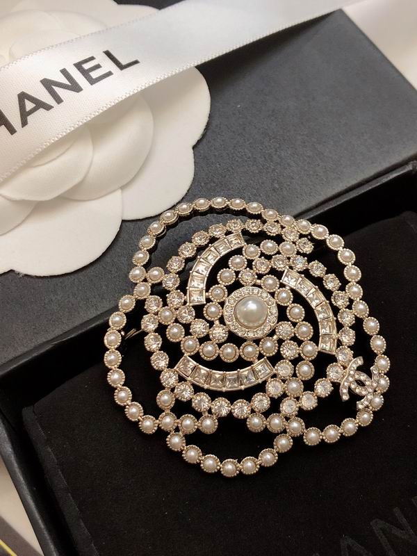 Chanel Brooch 05yxh02 (7)