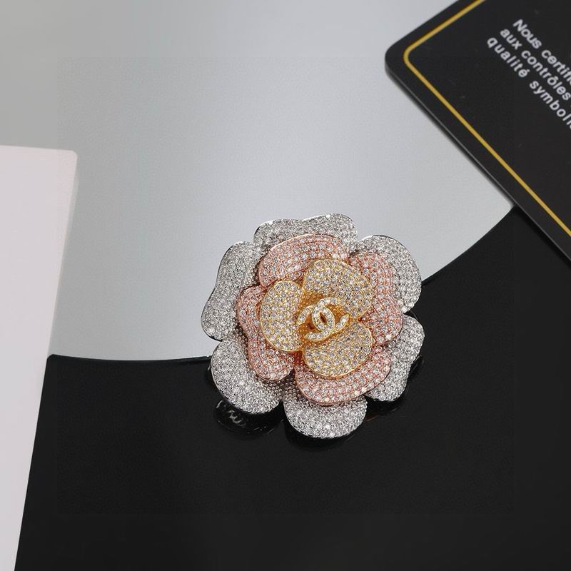Chanel Brooch 05yxh03 (3)