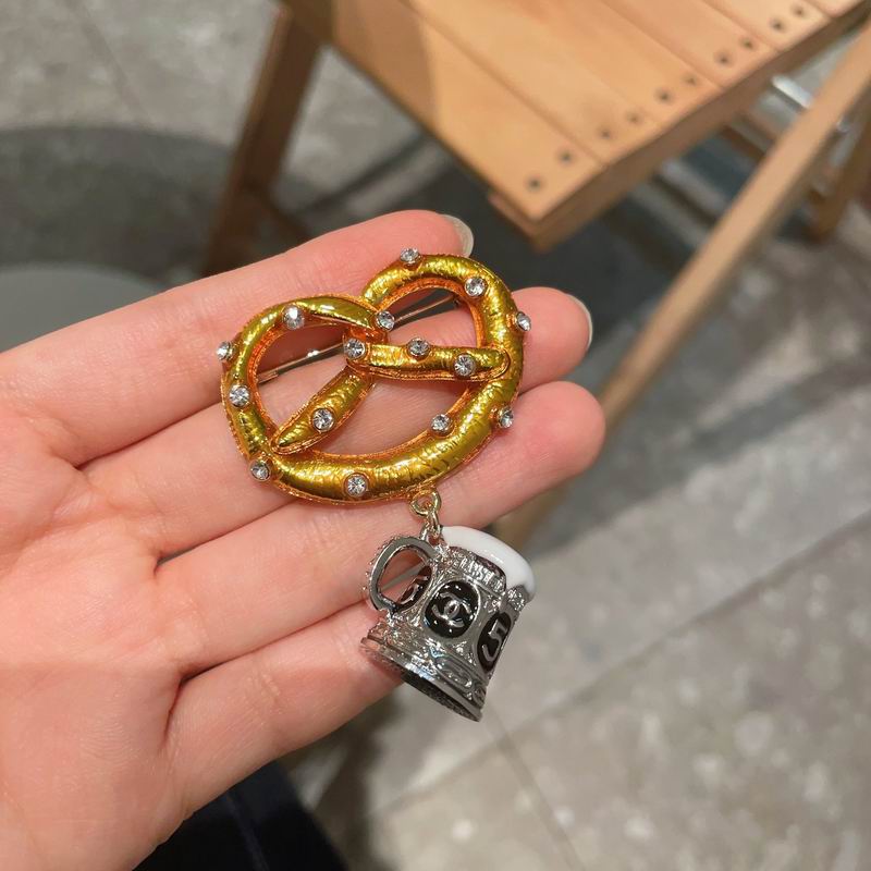 Chanel Brooch 05yxh10 (6)