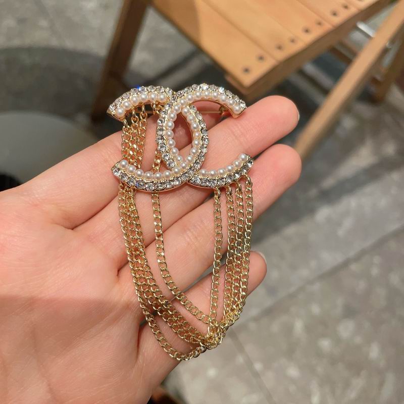 Chanel Brooch 05yxh11 (6)