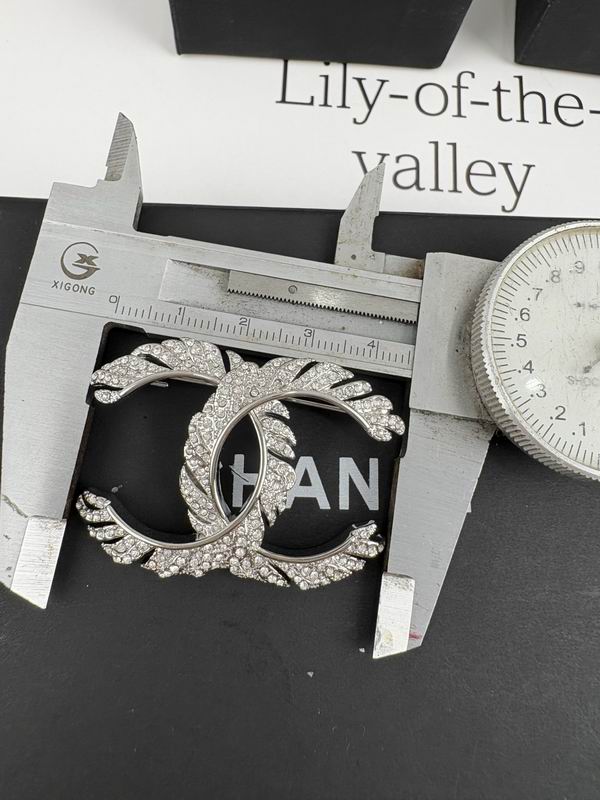 Chanel Brooch 05yxh18 (2)