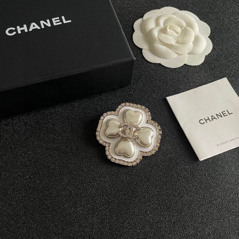 Chanel Brooch 05yxh21 (2)