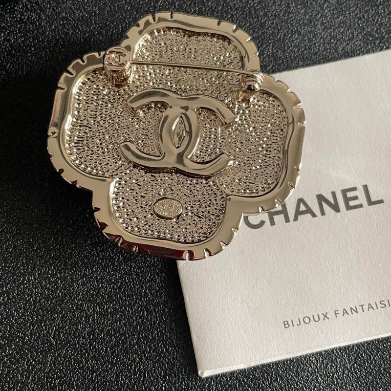 Chanel Brooch 05yxh21 (3)