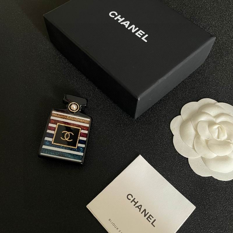 Chanel Brooch 05yxh22 (1)