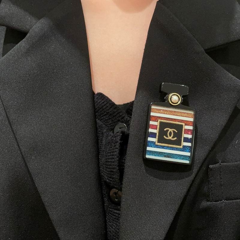 Chanel Brooch 05yxh22 (5)