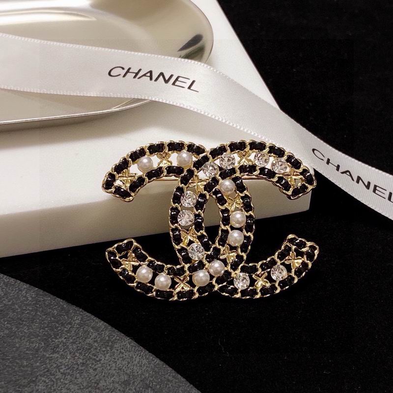 Chanel Brooch 05yxh23 (1)