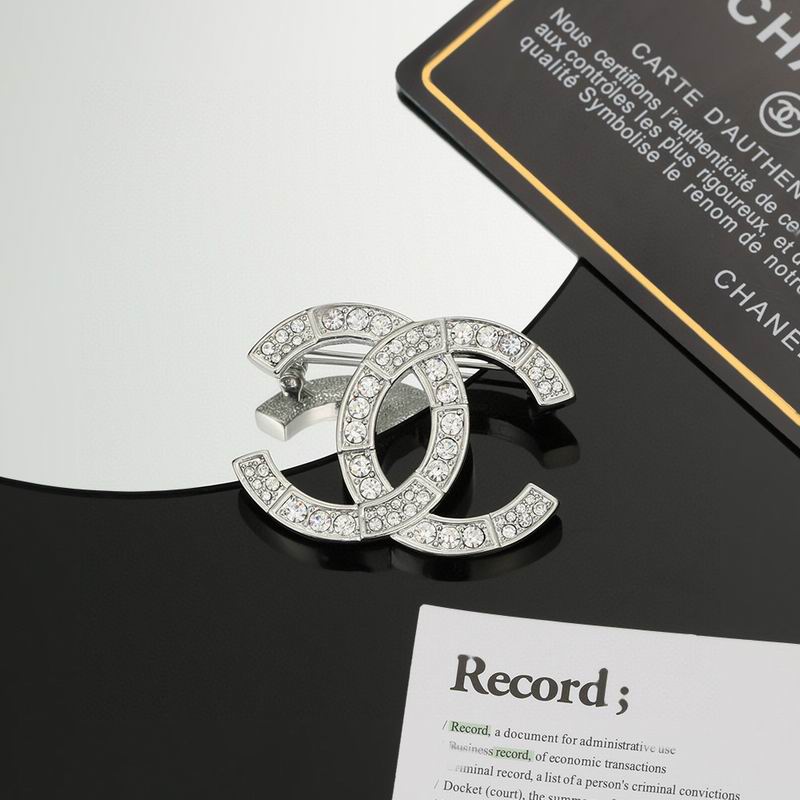 Chanel Brooch 05yxh26 (2)