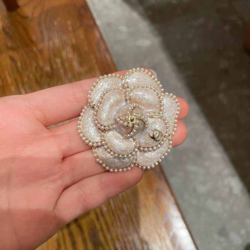 Chanel Brooch 05yxh30 (4)