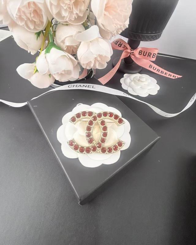 Chanel Brooch 06yxh02 (2)