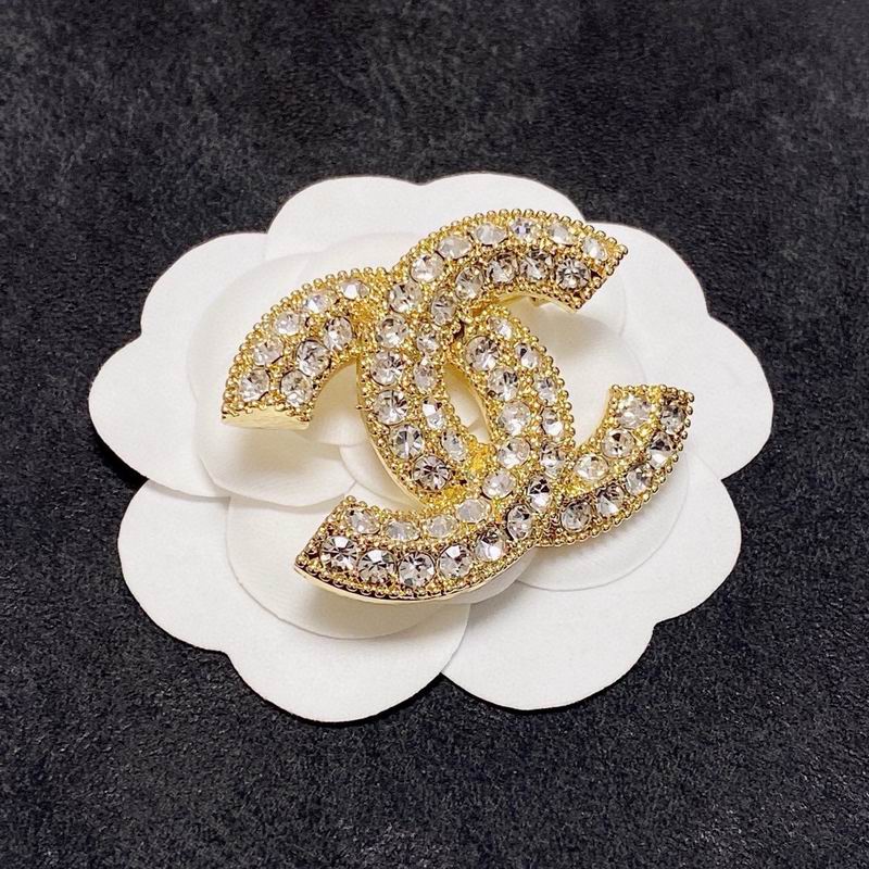 Chanel Brooch 06yxh04 (2)