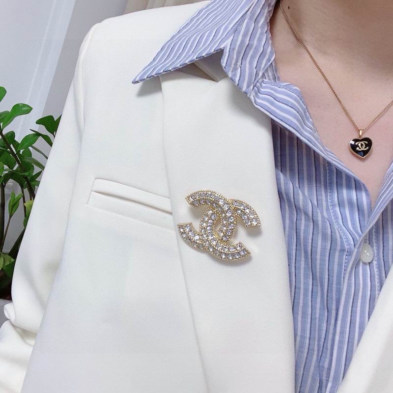 Chanel Brooch 06yxh04 (7)