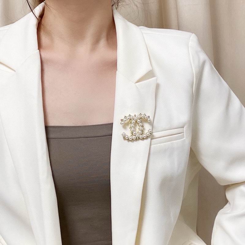 Chanel Brooch 06yxh05 (7)