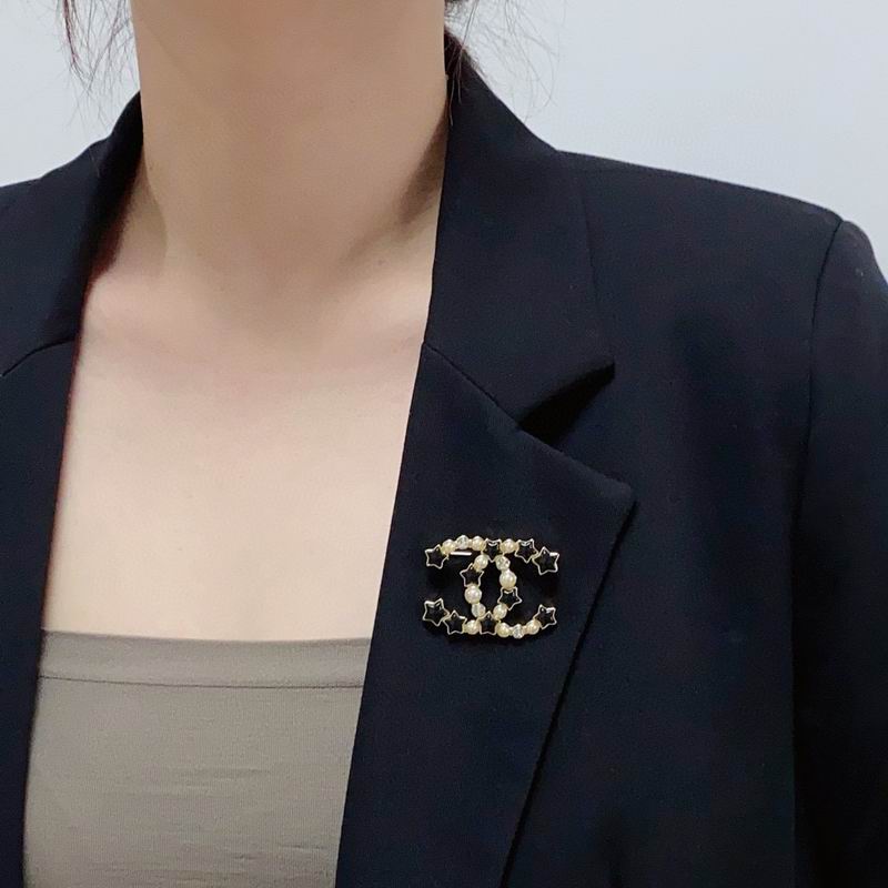 Chanel Brooch 06yxh06 (7)