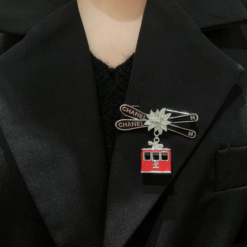 Chanel Brooch 07yxh01 (4)