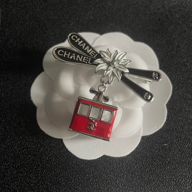 Chanel Brooch 07yxh01 (6)