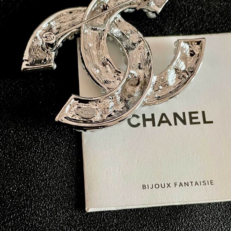 Chanel Brooch 07yxh02 (3)