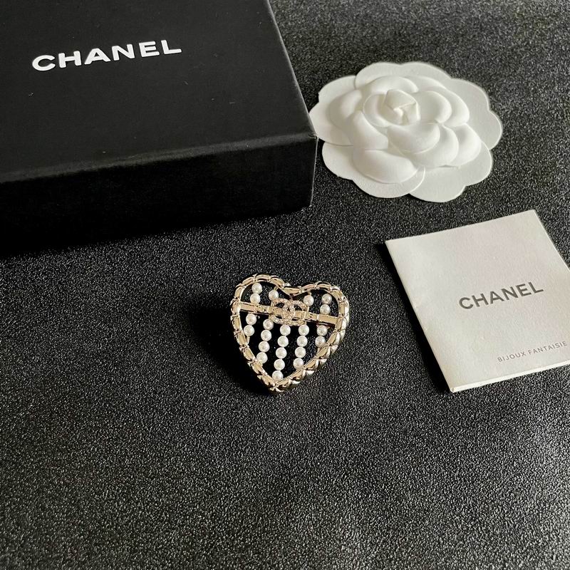 Chanel Brooch 07yxh03 (2)