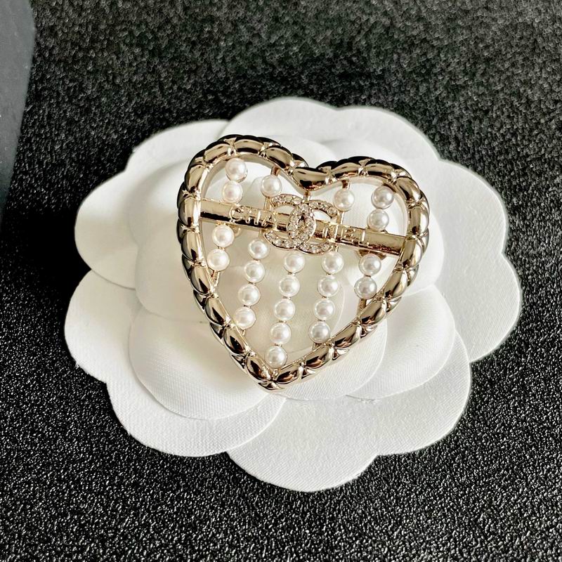 Chanel Brooch 07yxh03 (4)