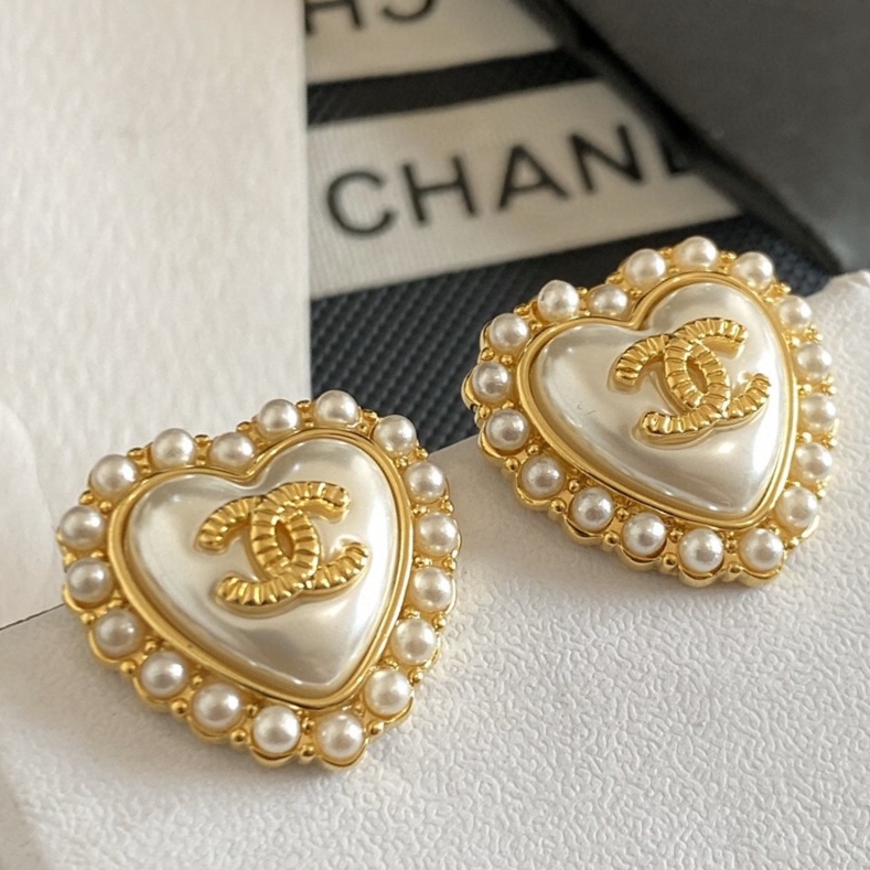 Chanel Earring 06yxh32 (8)