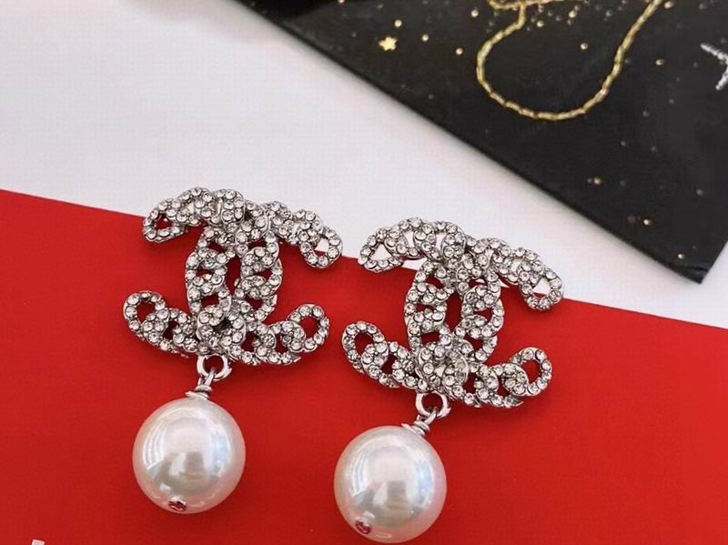Chanel Earring 06yxh37 (1)