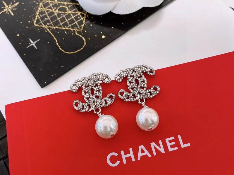 Chanel Earring 06yxh37 (6)