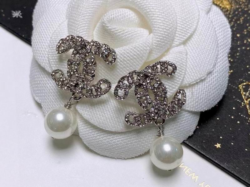 Chanel Earring 06yxh37 (7)