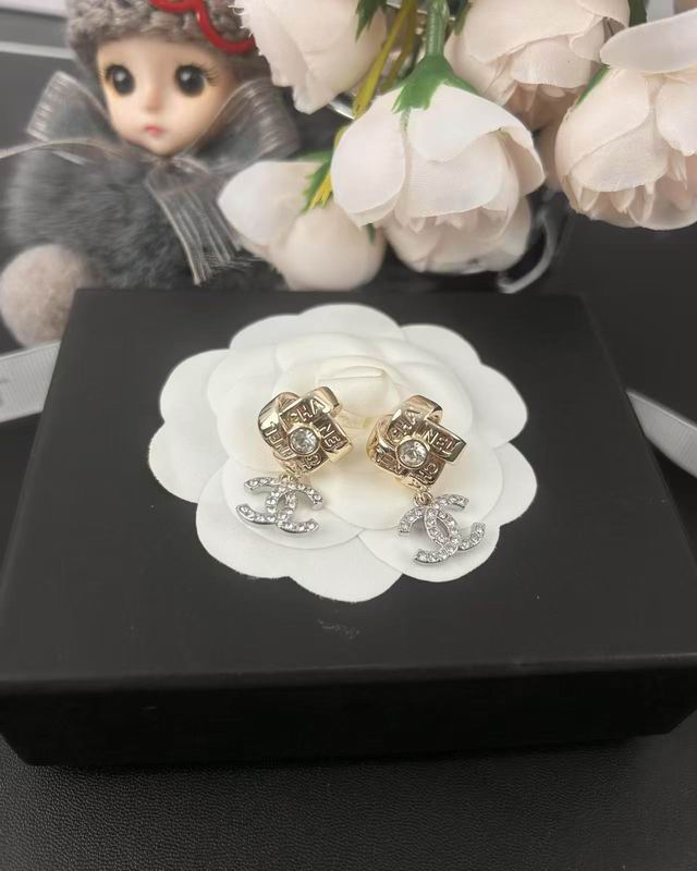 Chanel Earring 06yxh45 (7)