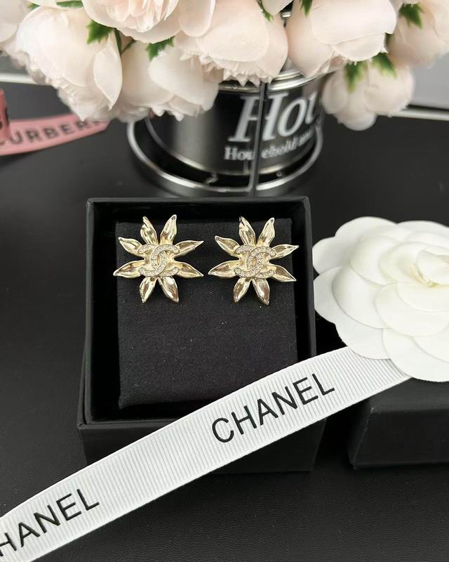 Chanel Earring 06yxh47 (1)
