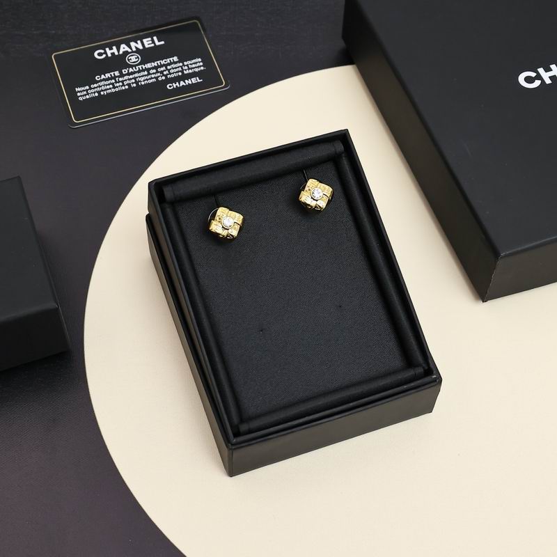 Chanel Earring 06yxh49 (5)