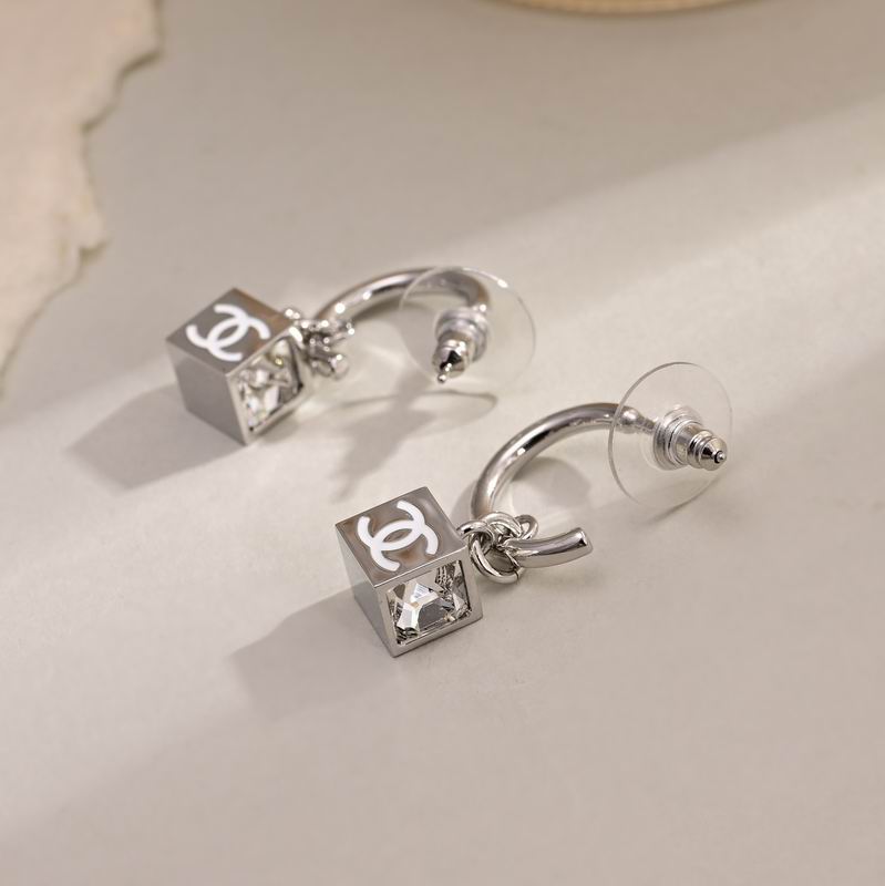 Chanel Earring 06yxh52 (4)