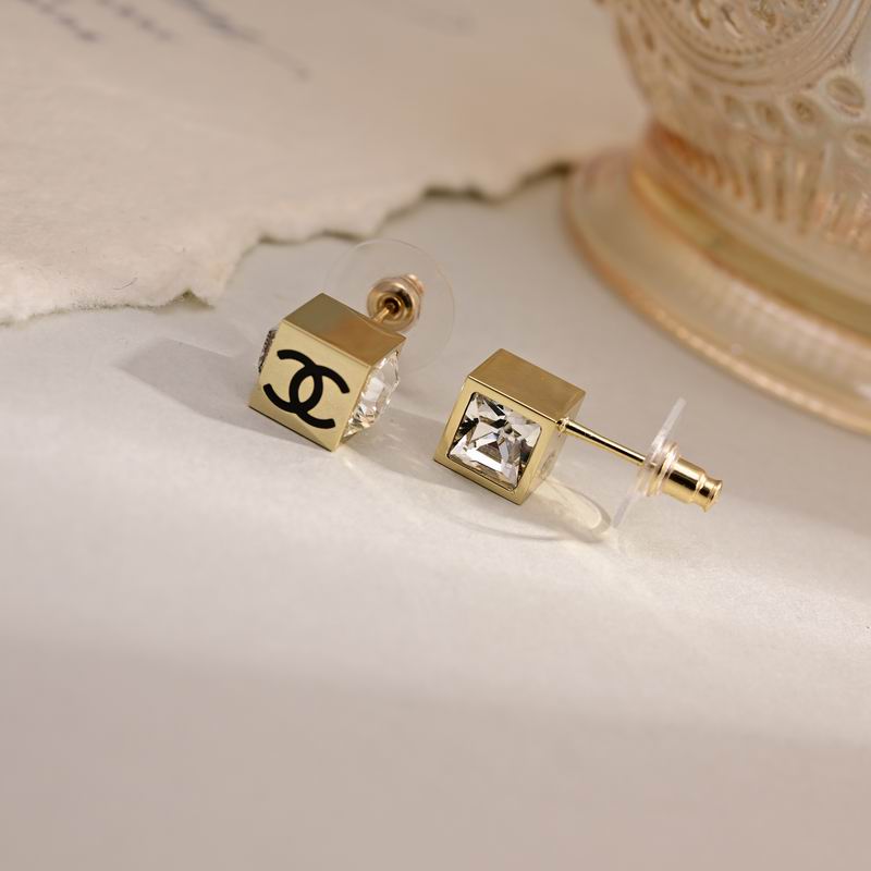 Chanel Earring 06yxh52 (6)