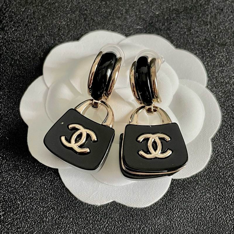Chanel Earring 06yxh54 (4)
