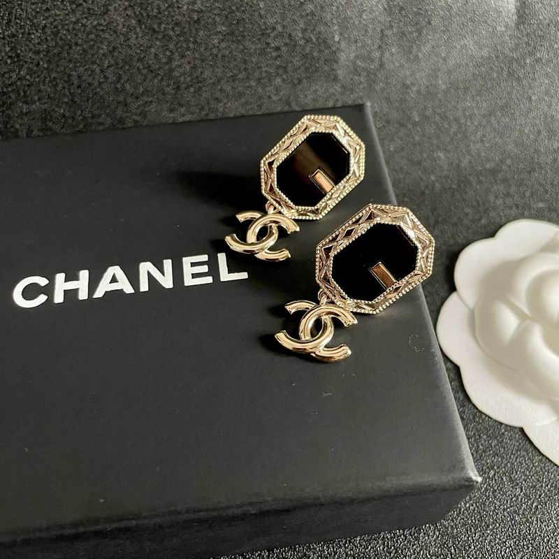 Chanel Earring 06yxh57 (7)