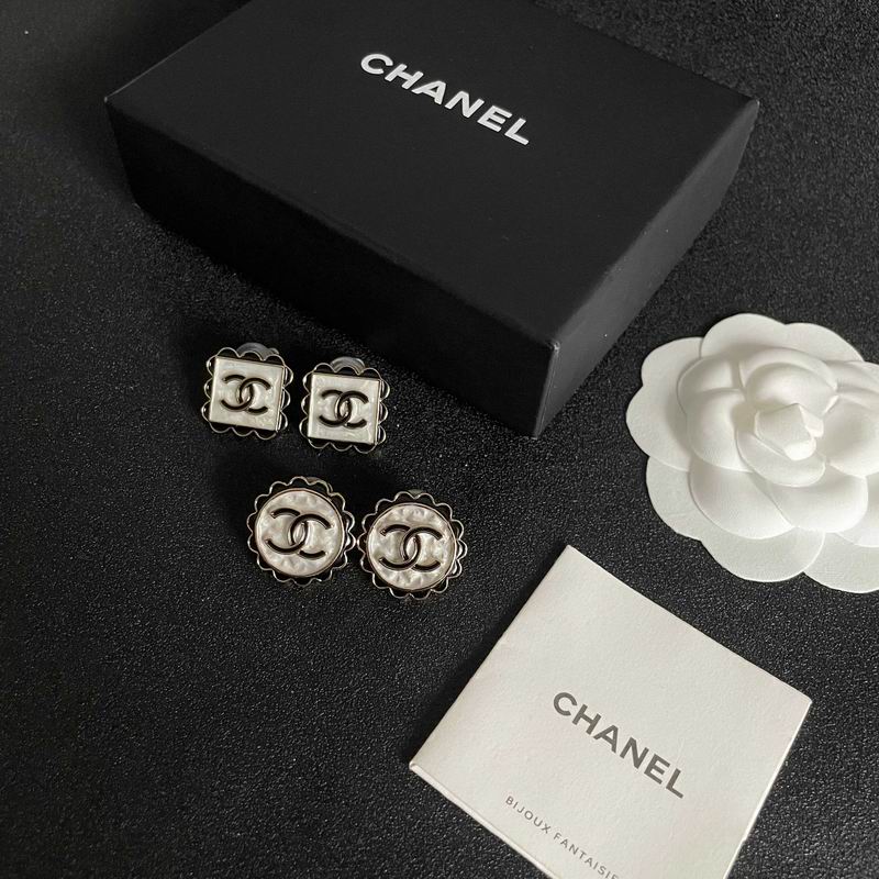 Chanel Earring 06yxh64 (1)