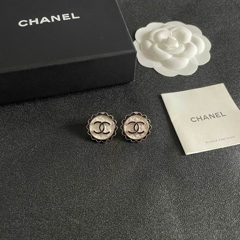 Chanel Earring 06yxh64 (2)
