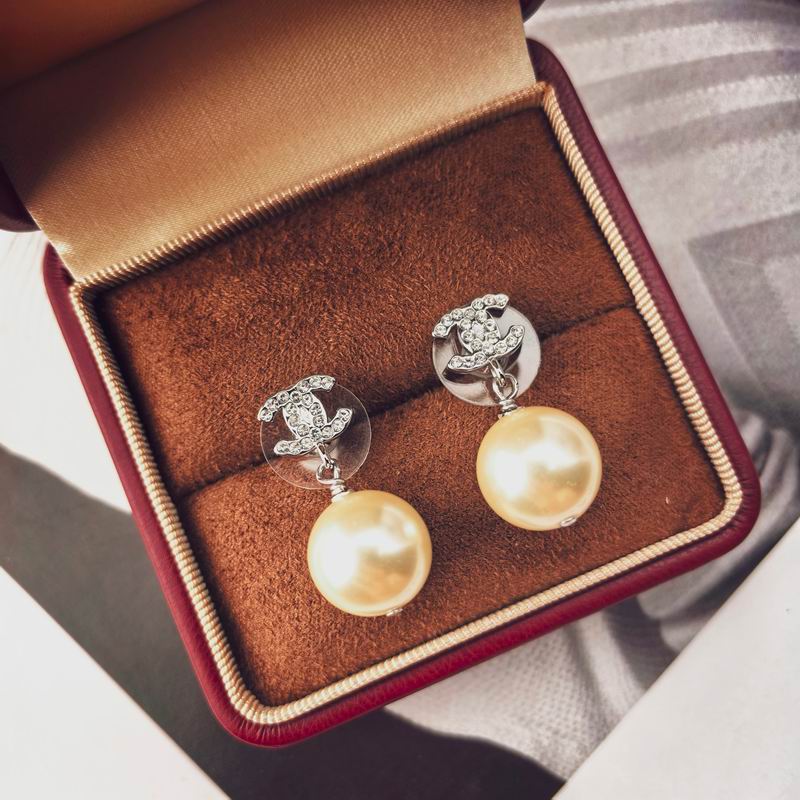 Chanel Earring 06yxh82 (4)