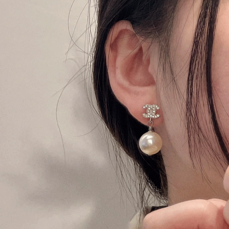Chanel Earring 06yxh82 (6)