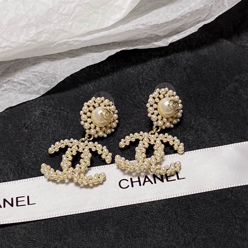 Chanel Earring 06yxh83 (6)