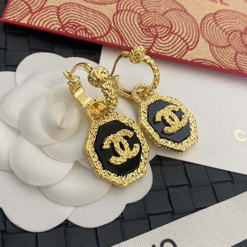 Chanel Earring 07yxh38 (1)