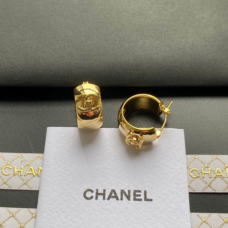 Chanel Earring 07yxh47 (8)