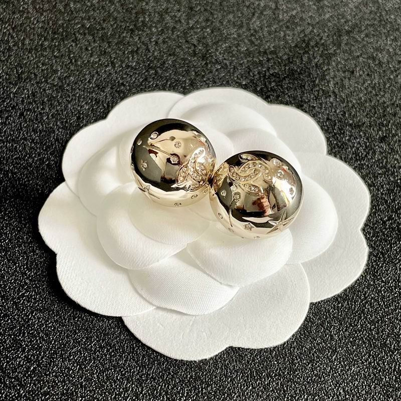 Chanel Earring 07yxh50 (9)