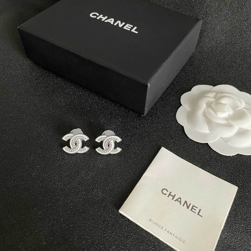 Chanel Earring 07yxh70 (1)
