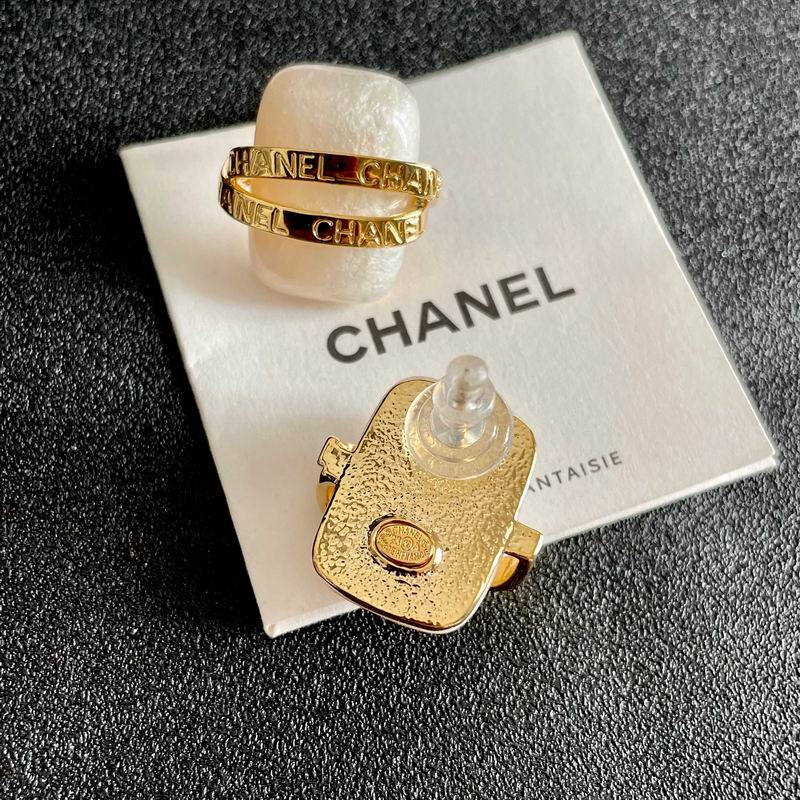 Chanel Earring 07yxh71 (3)