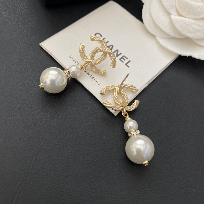 Chanel Earring 07yxh85 (7)