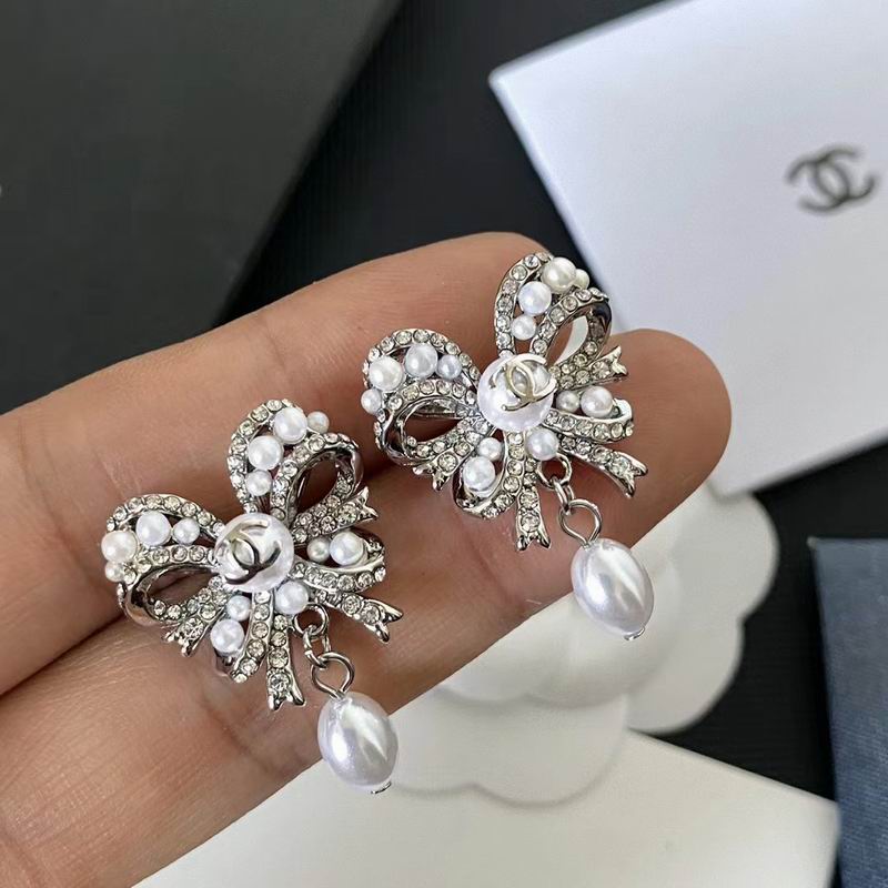 Chanel Earring 07yxh86 (6)