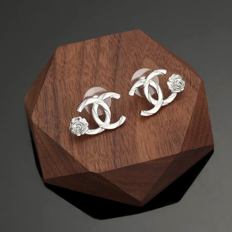 Chanel Earring 07yxh92 (1)